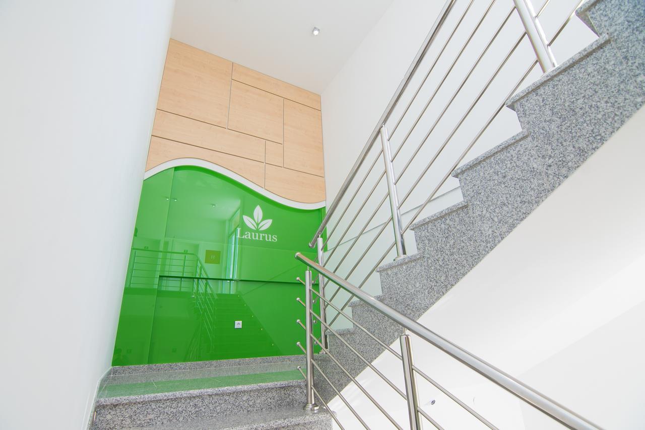 Laurus Motel Airport Tuzla Zivinice Екстер'єр фото