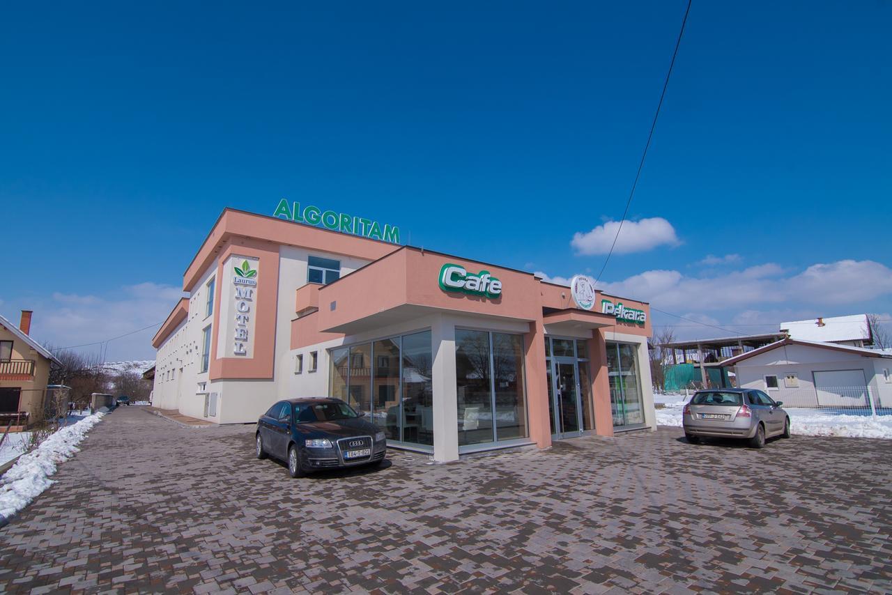Laurus Motel Airport Tuzla Zivinice Екстер'єр фото